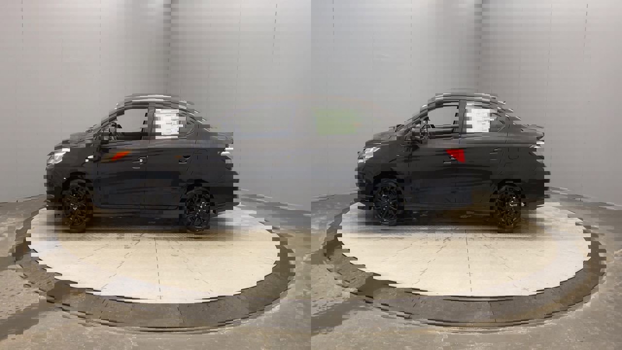 2024 Mitsubishi Mirage G4 photo 2
