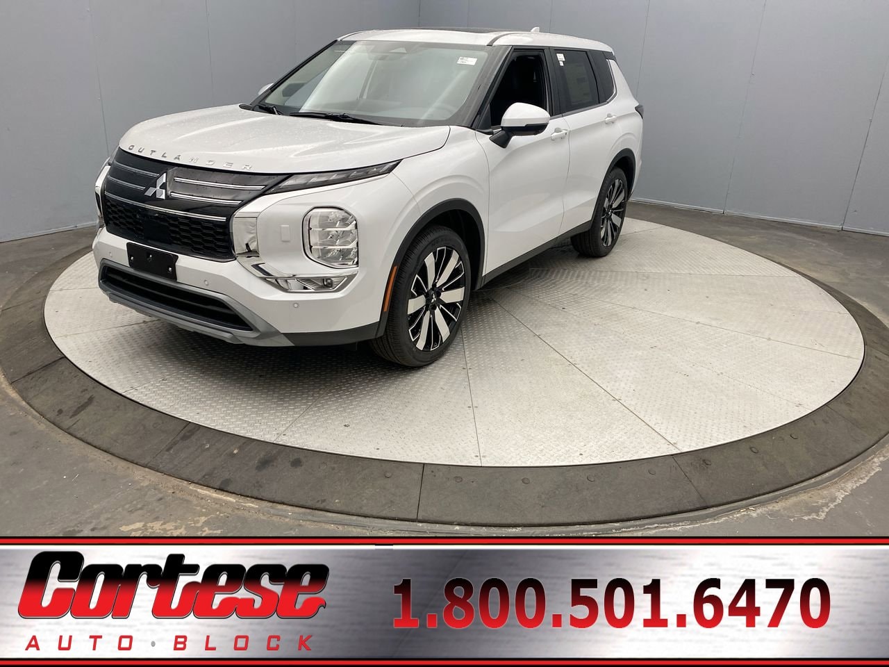 2026 Mitsubishi Outlander SE S-AWC's photo