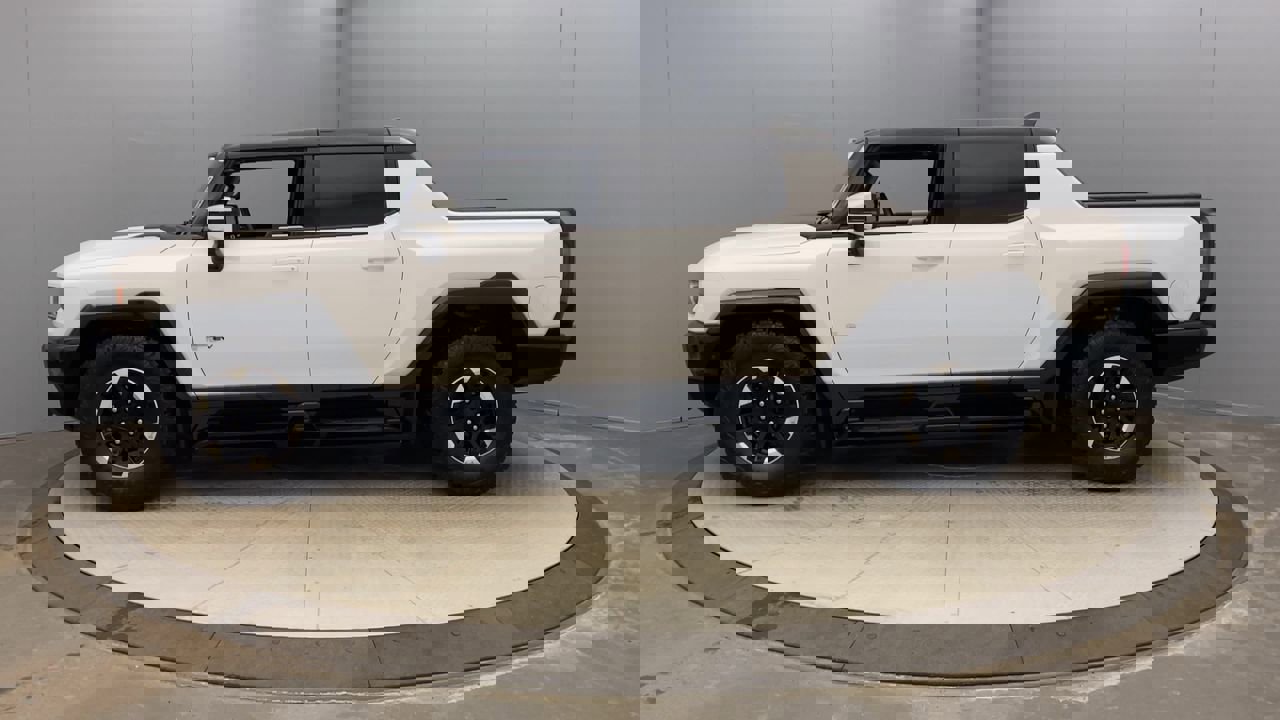 Used 2023 GMC HUMMER EV 3X with VIN 1GT40FDA2PU101115 for sale in Rochester, NY