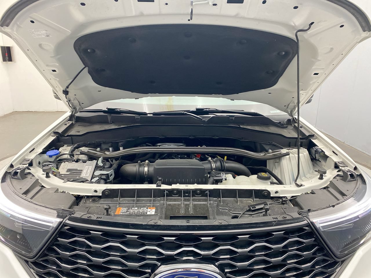 2024 Ford Explorer ST - Photo 11