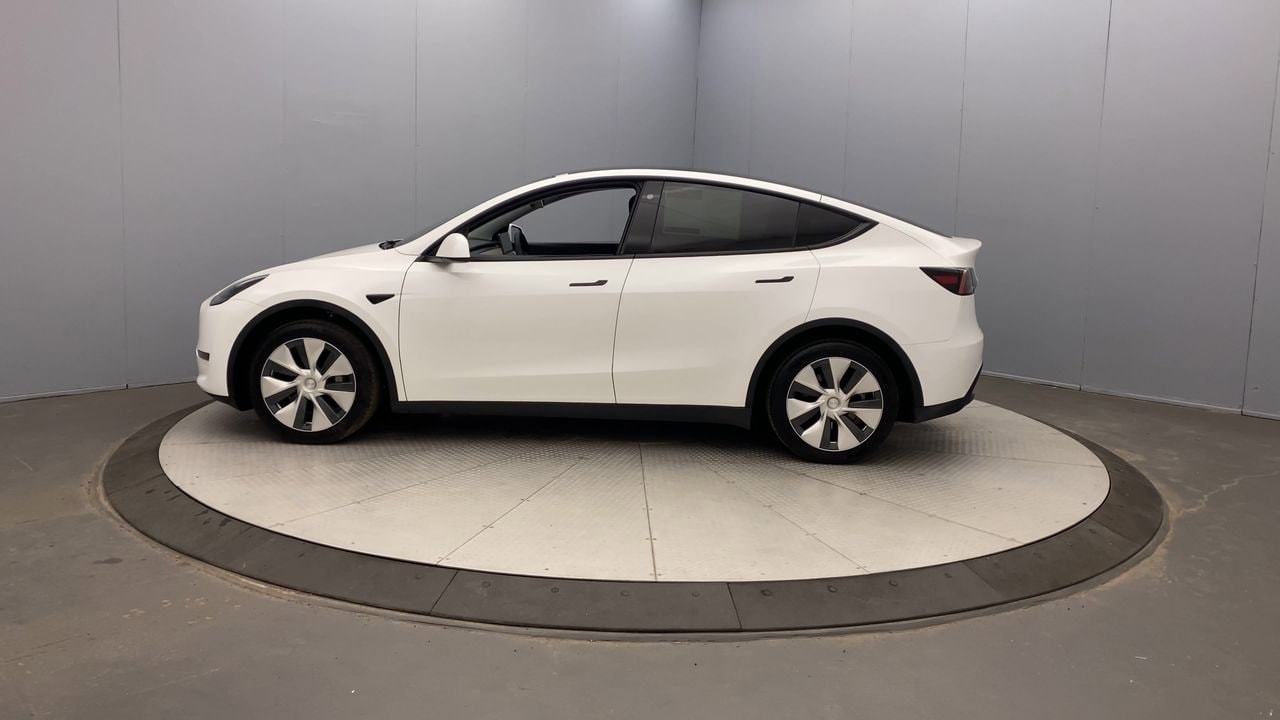 Used 2022 Tesla Model Y Long Range with VIN 7SAYGDEE6NF354420 for sale in Rochester, NY