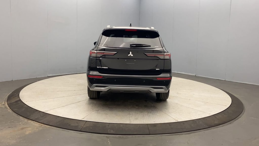 New 2026 Mitsubishi Outlander SUV