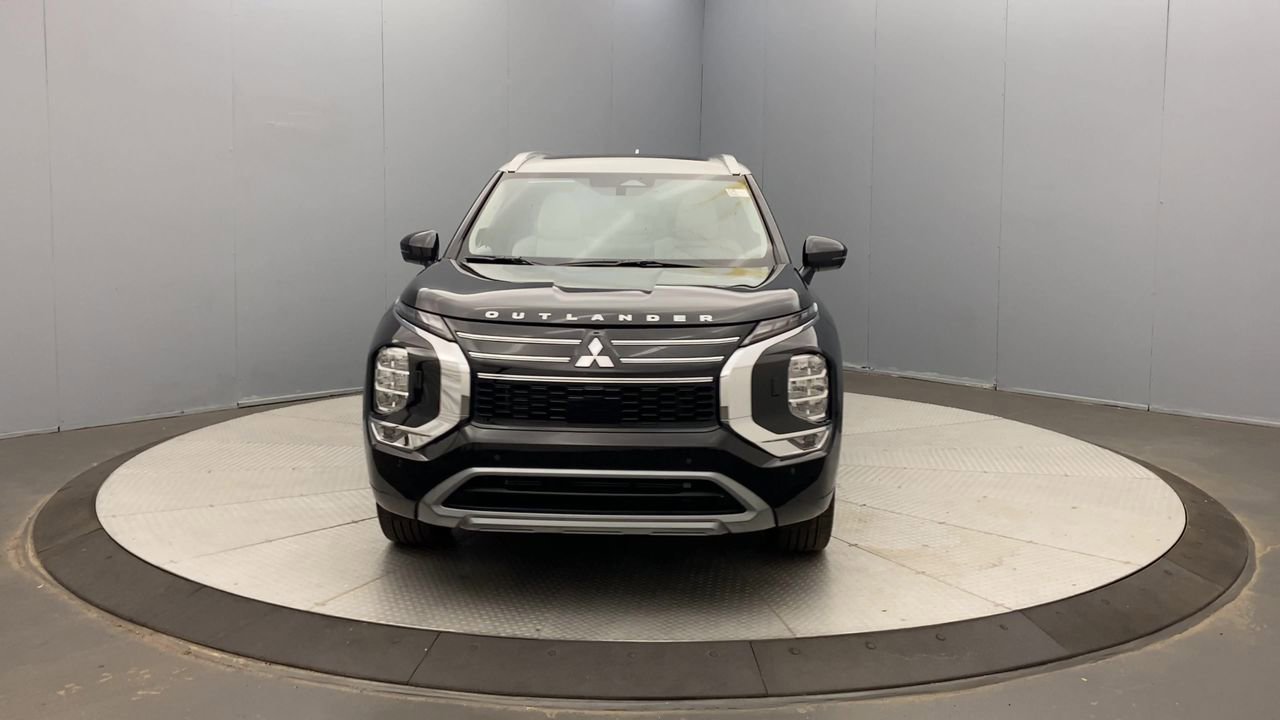 2025 Mitsubishi Outlander SEL Platinum Edition - Photo 8