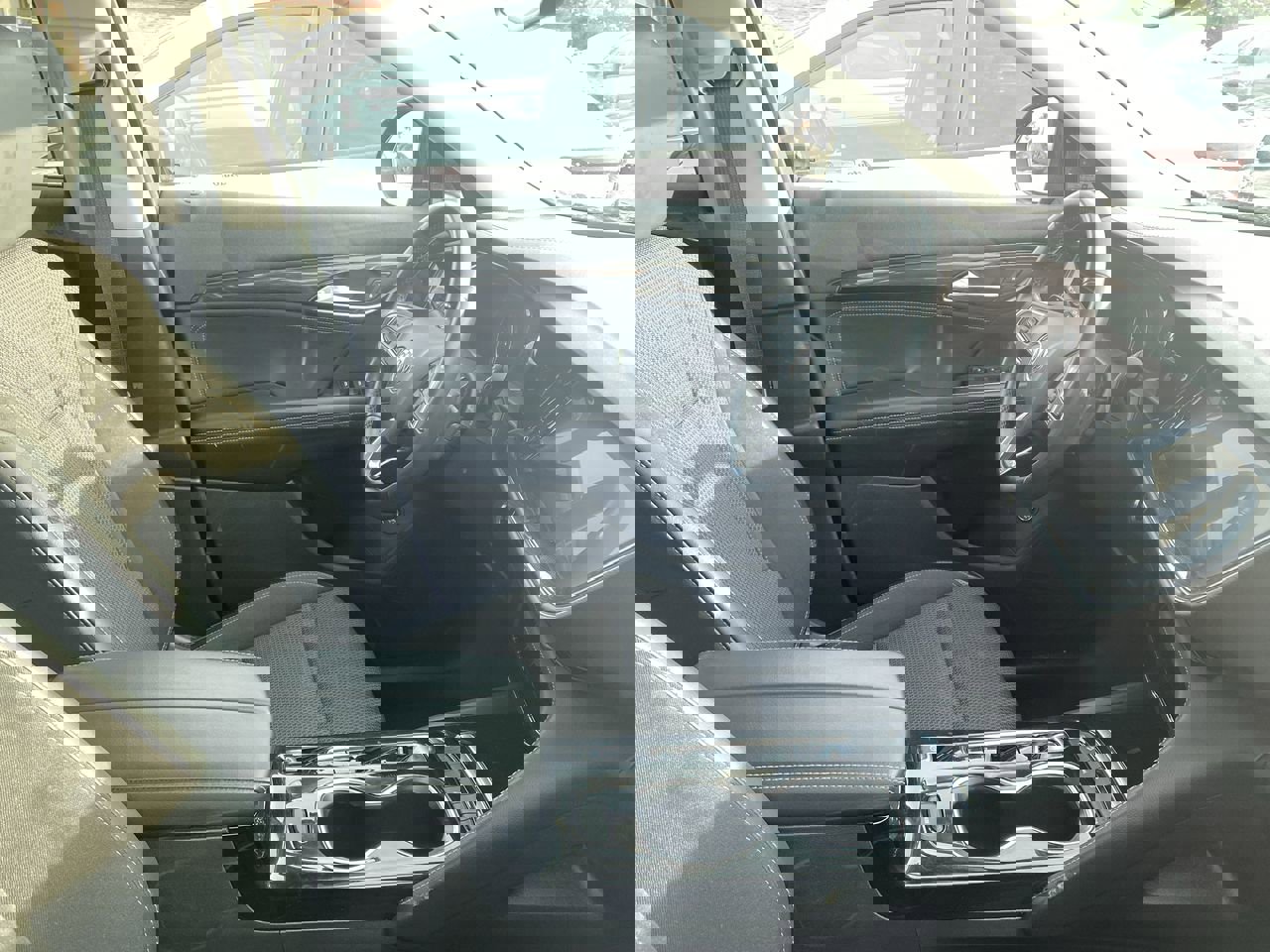 2023 Buick Envision Preferred photo 3