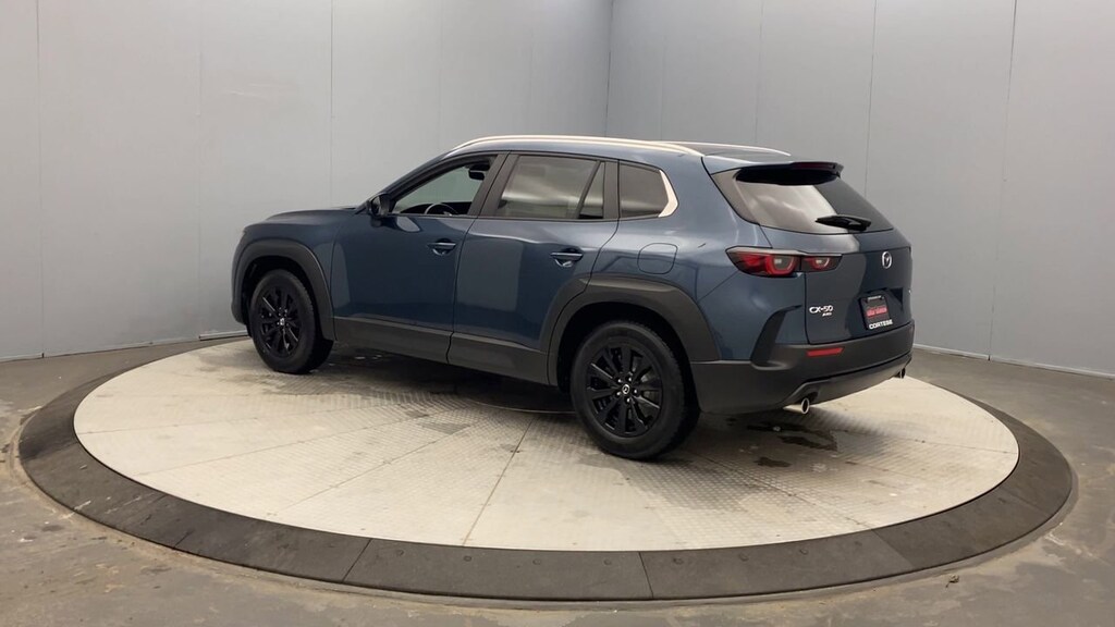 2024 Mazda CX-50 2.5 S Preferred photo 4