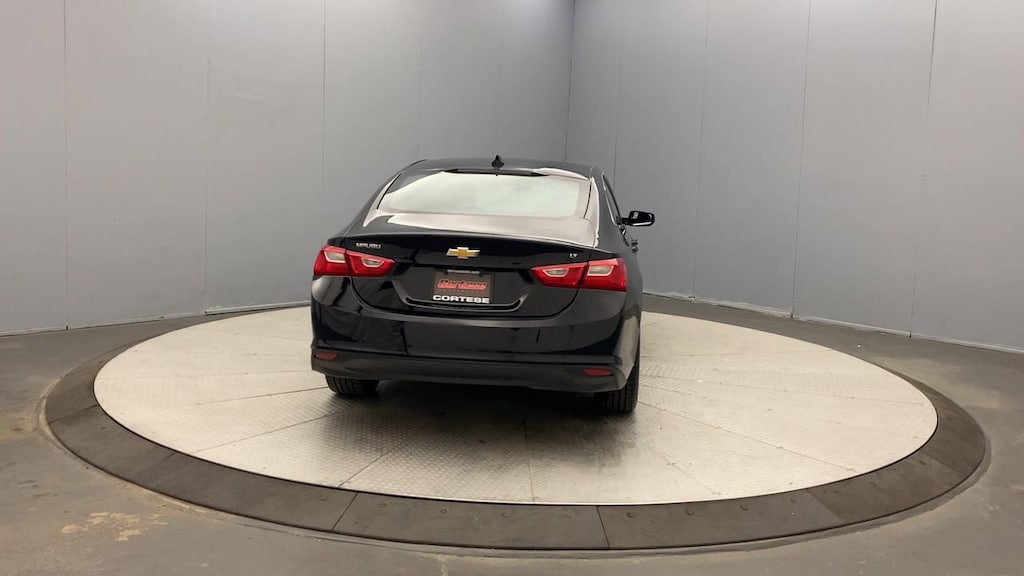 Used 2025 Chevrolet Malibu 1LT Sedan