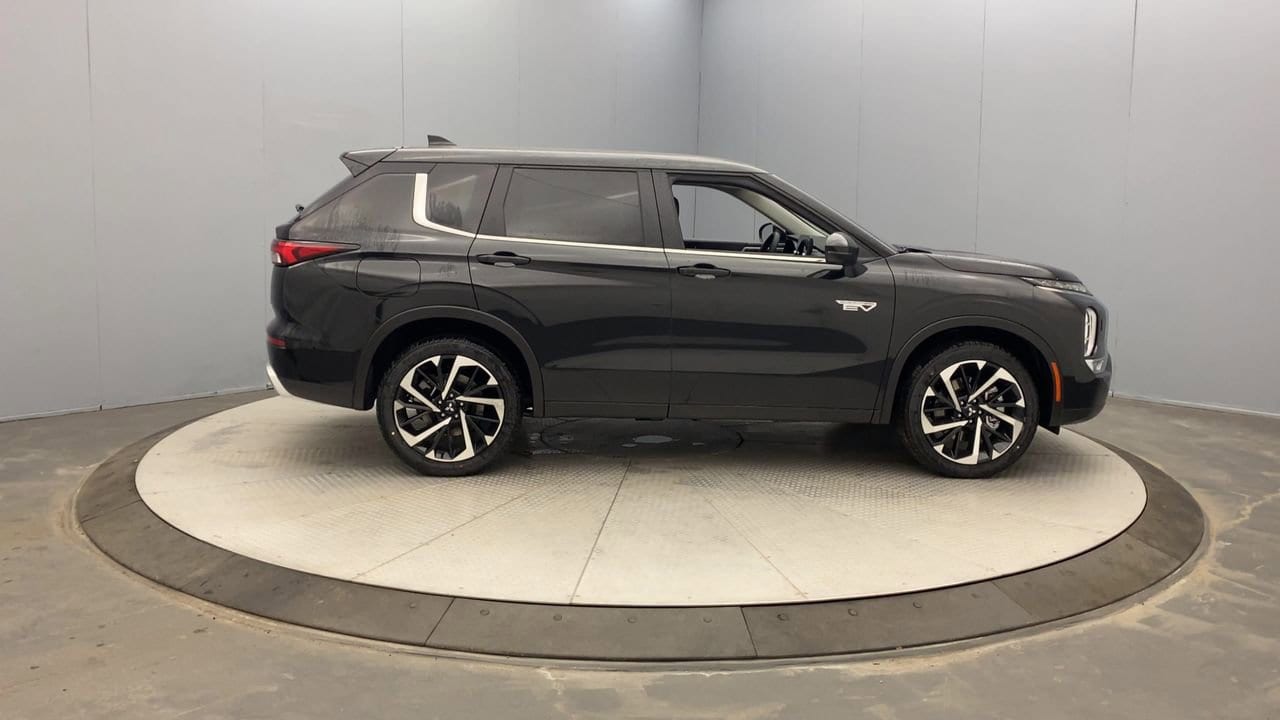 New 2025 Mitsubishi Outlander PHEV For Sale at Cortese Auto