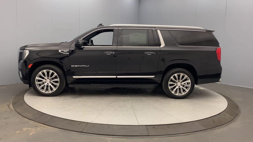 Used 2021 GMC Yukon XL Denali SUV