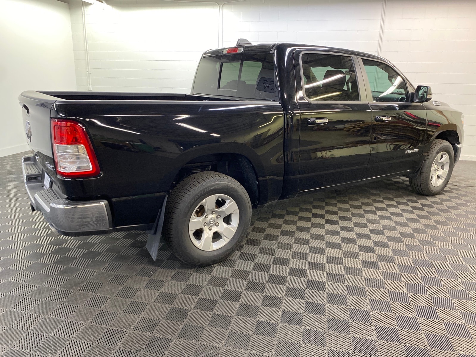 Used 2020 RAM Ram 1500 Pickup Big Horn/Lone Star with VIN 1C6SRFFT1LN363070 for sale in Spokane, WA