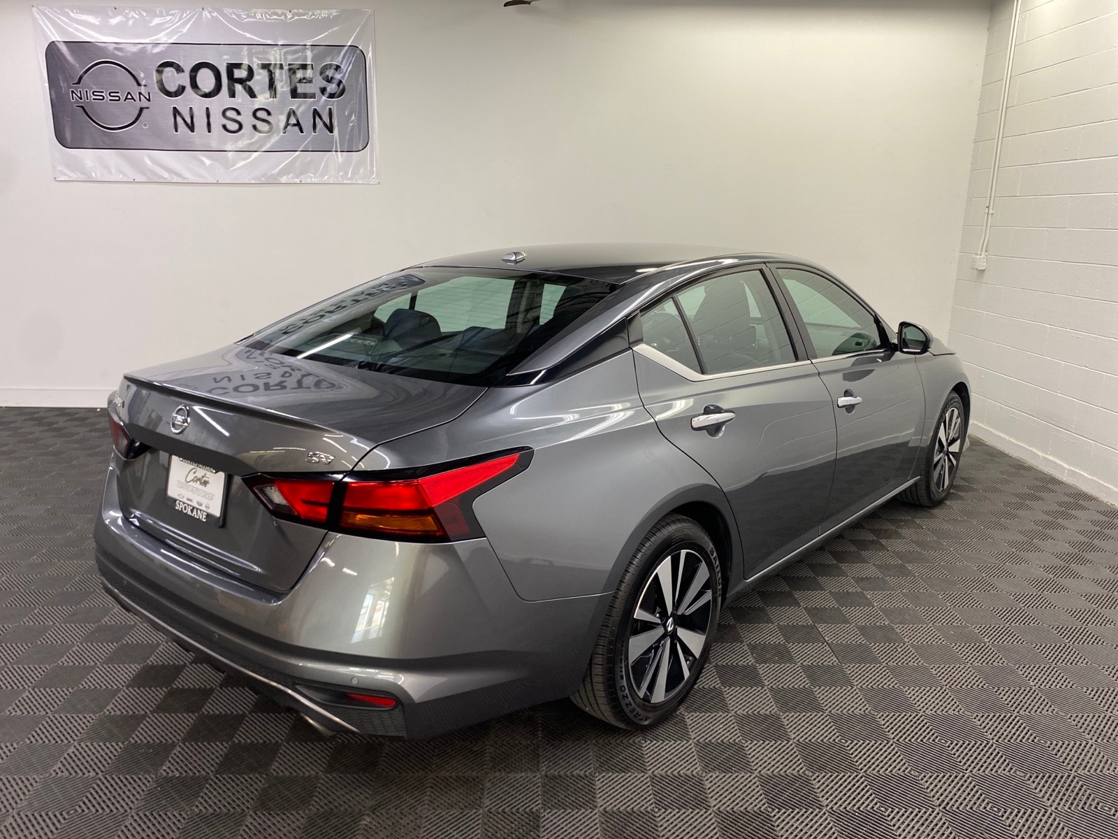 Used 2020 Nissan Altima SV with VIN 1N4BL4DV7LC209080 for sale in Spokane, WA