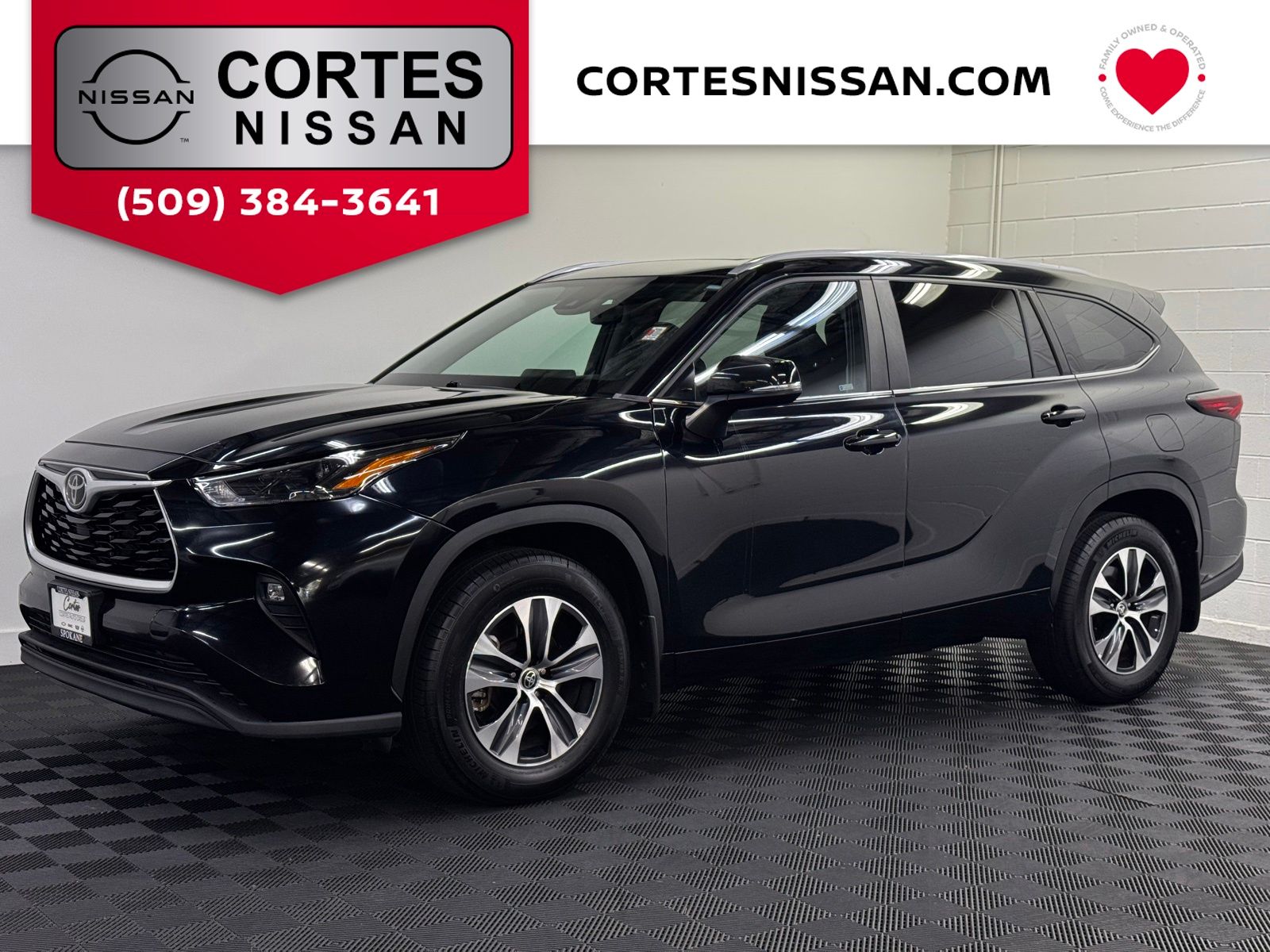 2024 Toyota Highlander XLE AWD's photo