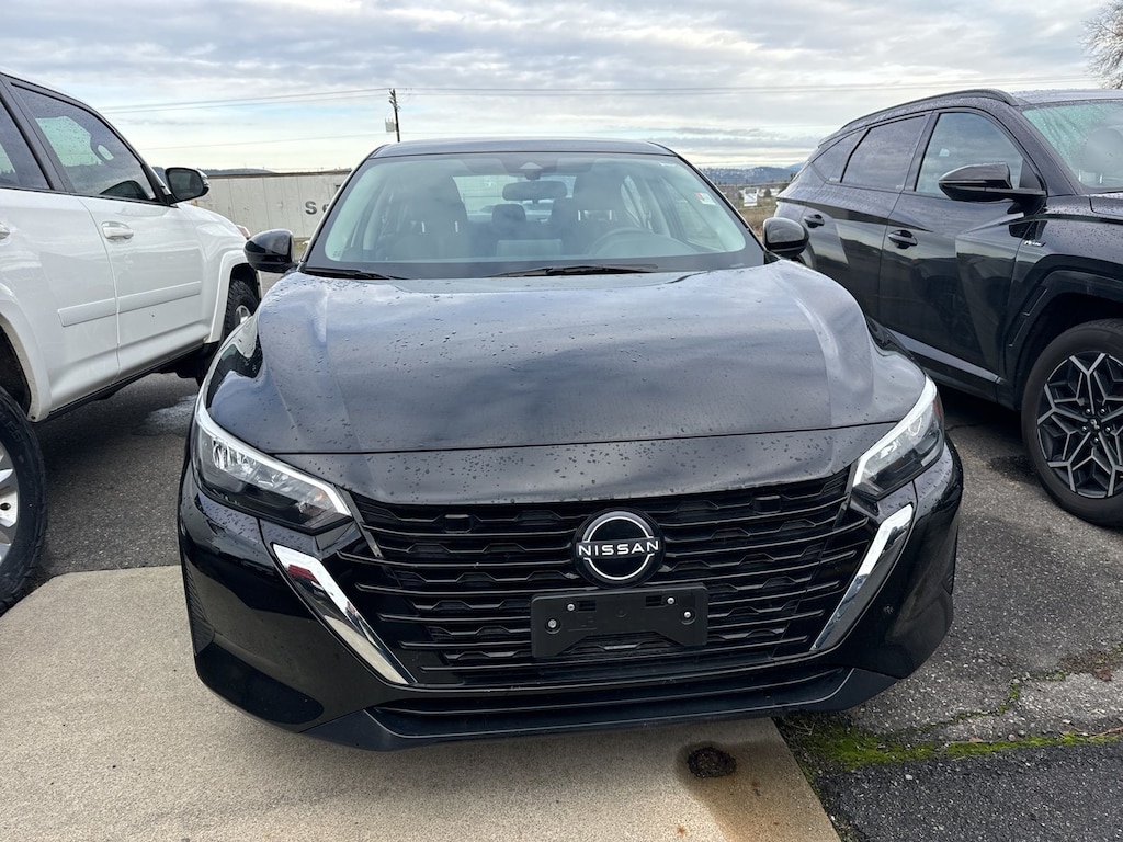 2024 Nissan Sentra SV photo 2