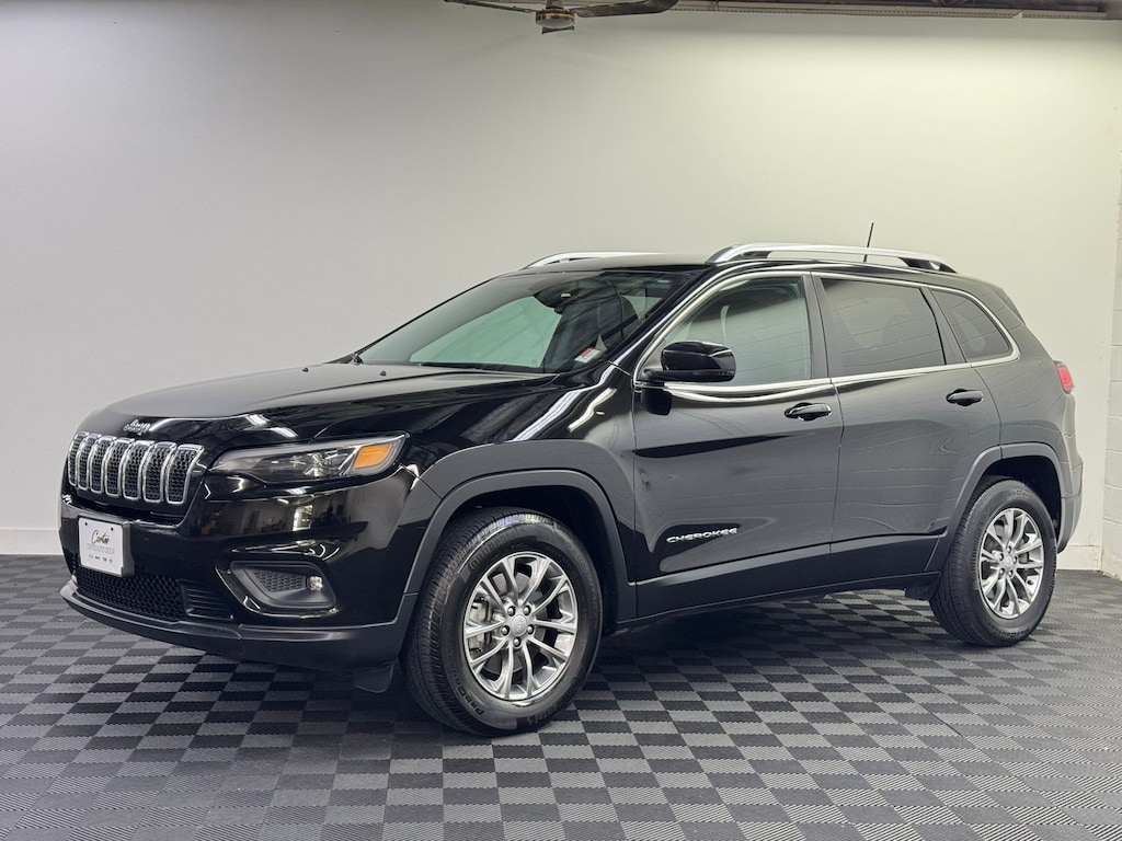 2019 Jeep Cherokee Latitude photo 2