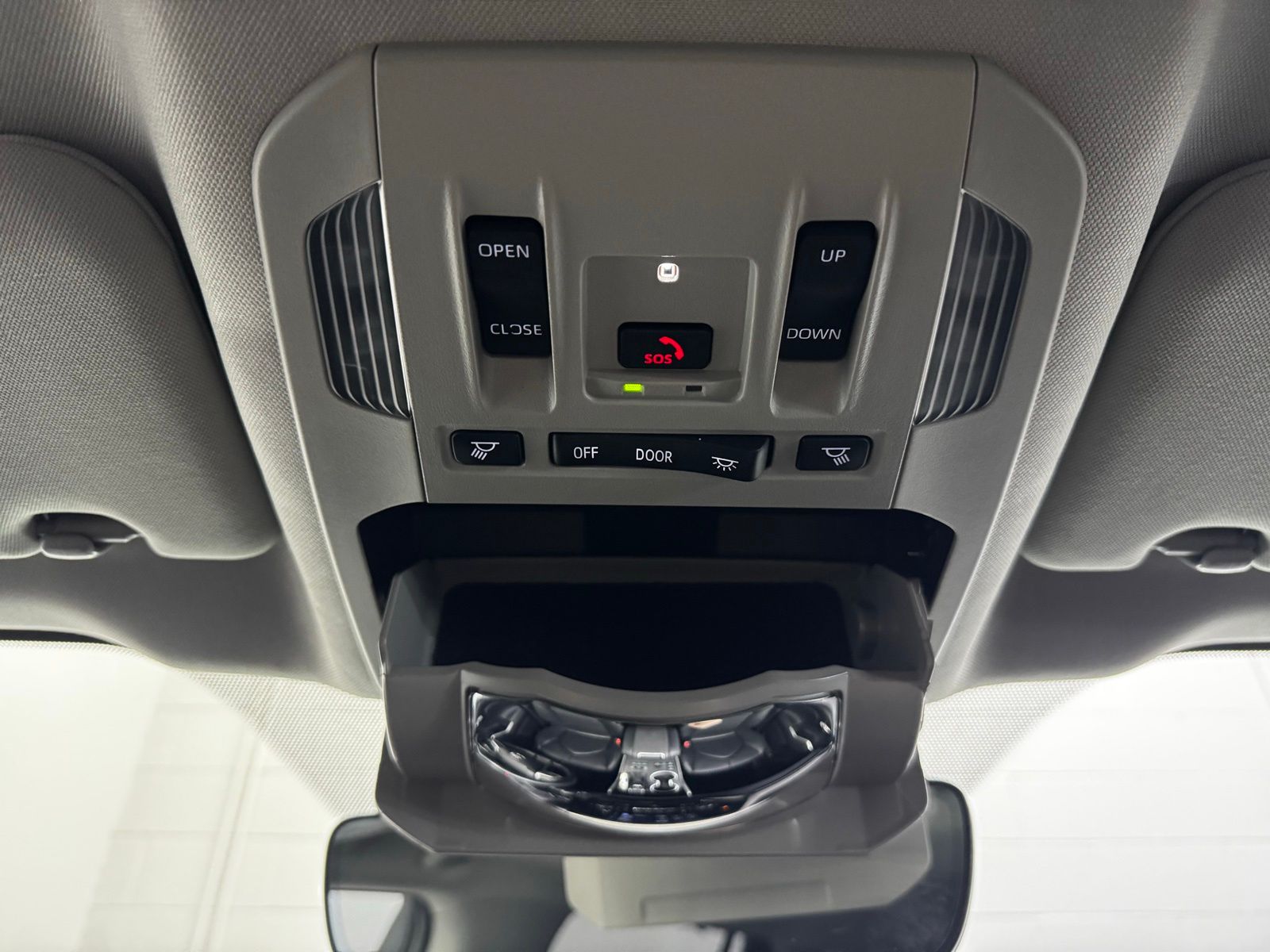 2024 Toyota Highlander XLE - Photo 29