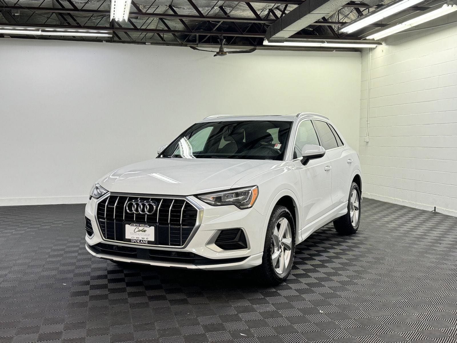 2019 Audi Q3 Premium
