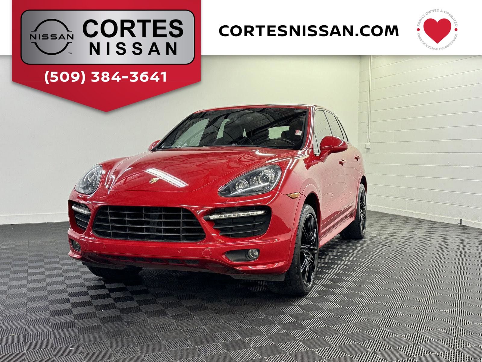 2013 Porsche Cayenne GTS