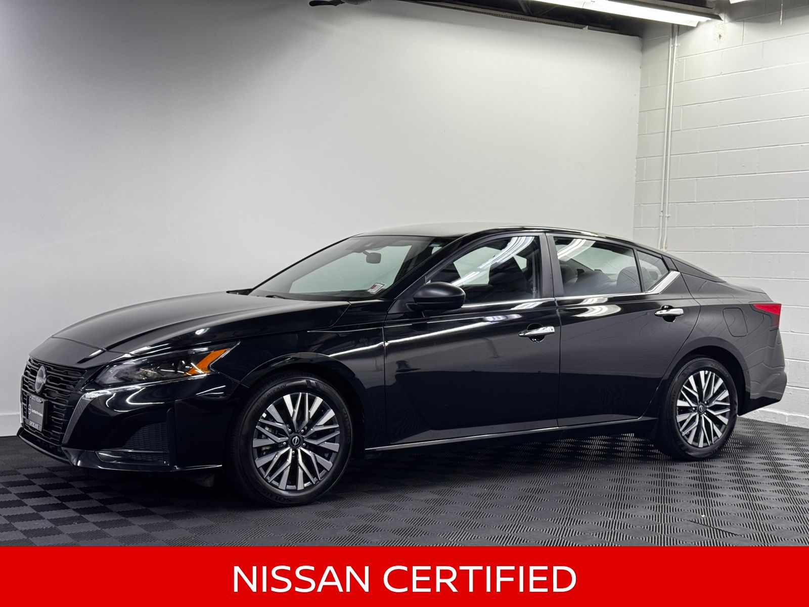 2025 Nissan Altima Sedan 
