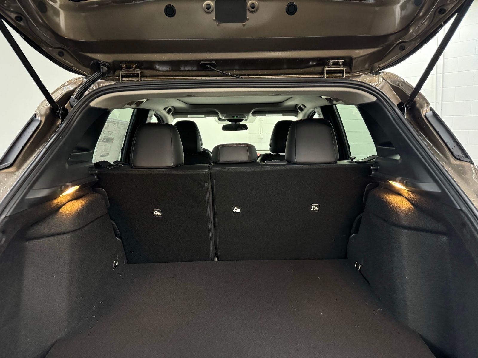 2026 Nissan KICKS SR AWD - Photo 30