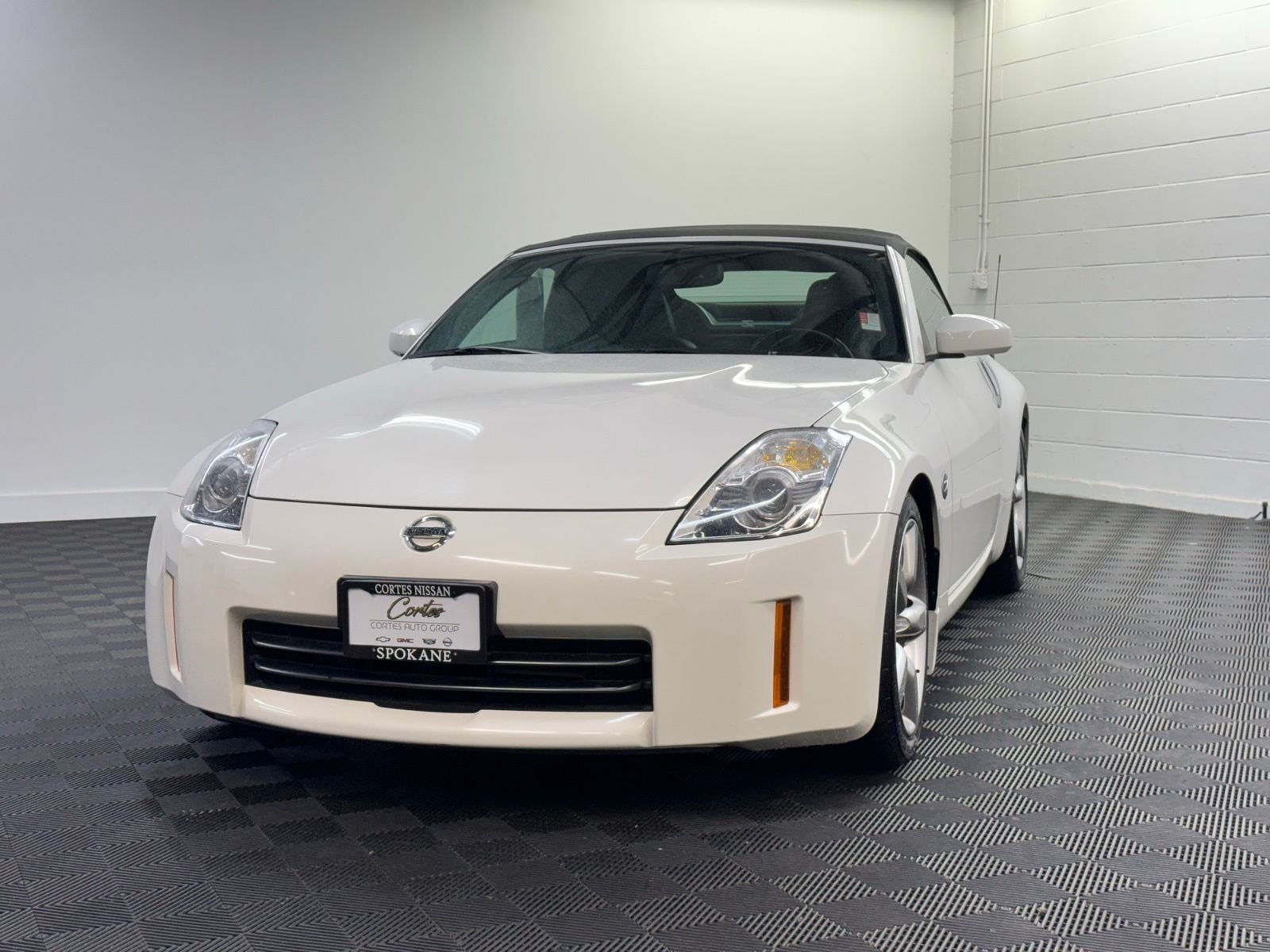 2009 Nissan 350Z Roadster Touring's photo