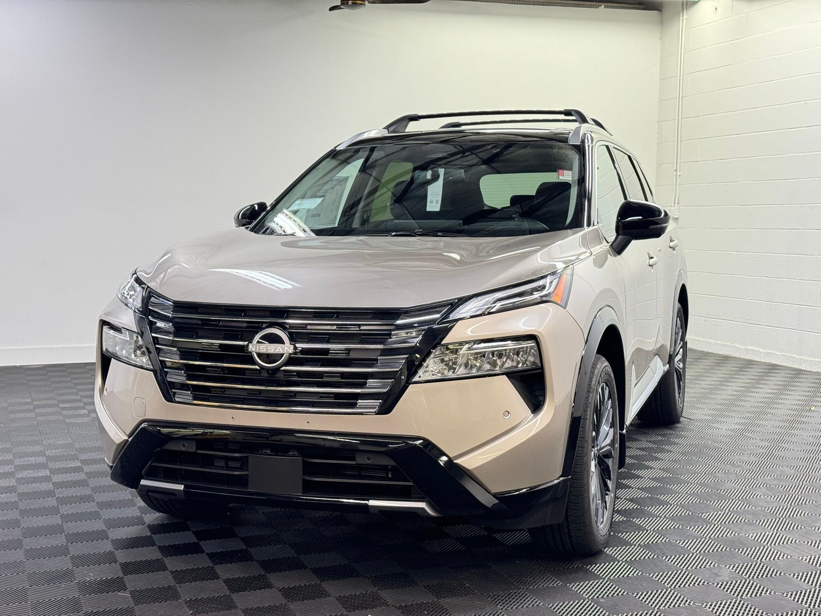 2026 Nissan Rogue Platinum's photo