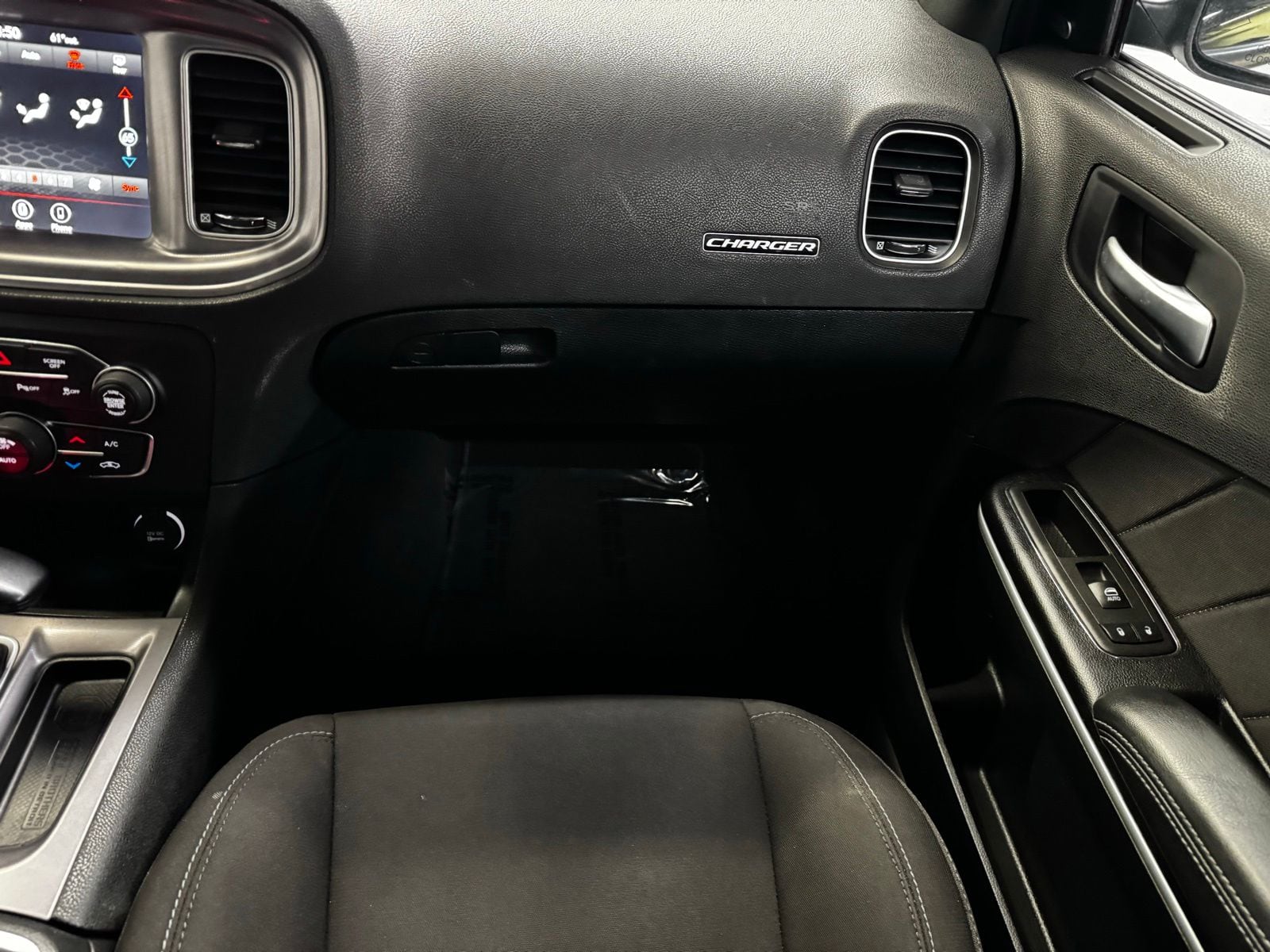 2023 Dodge Charger GT - Photo 17