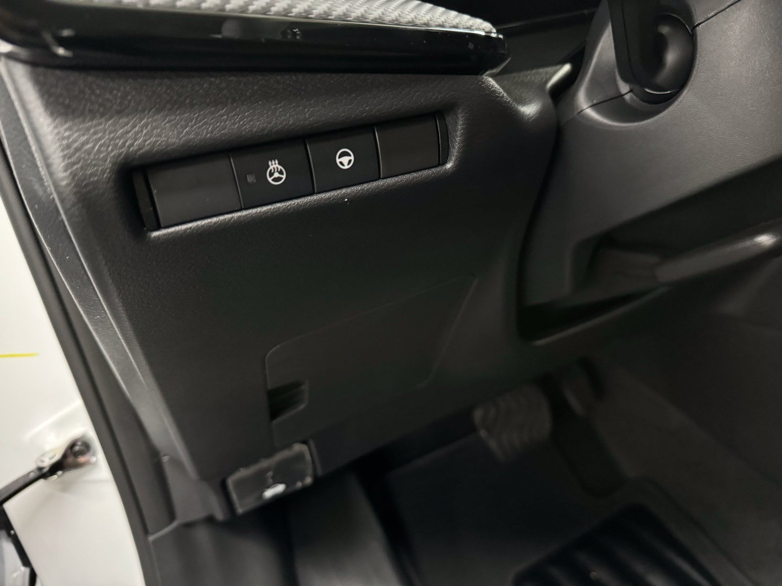 2026 Nissan KICKS SR AWD - Photo 19
