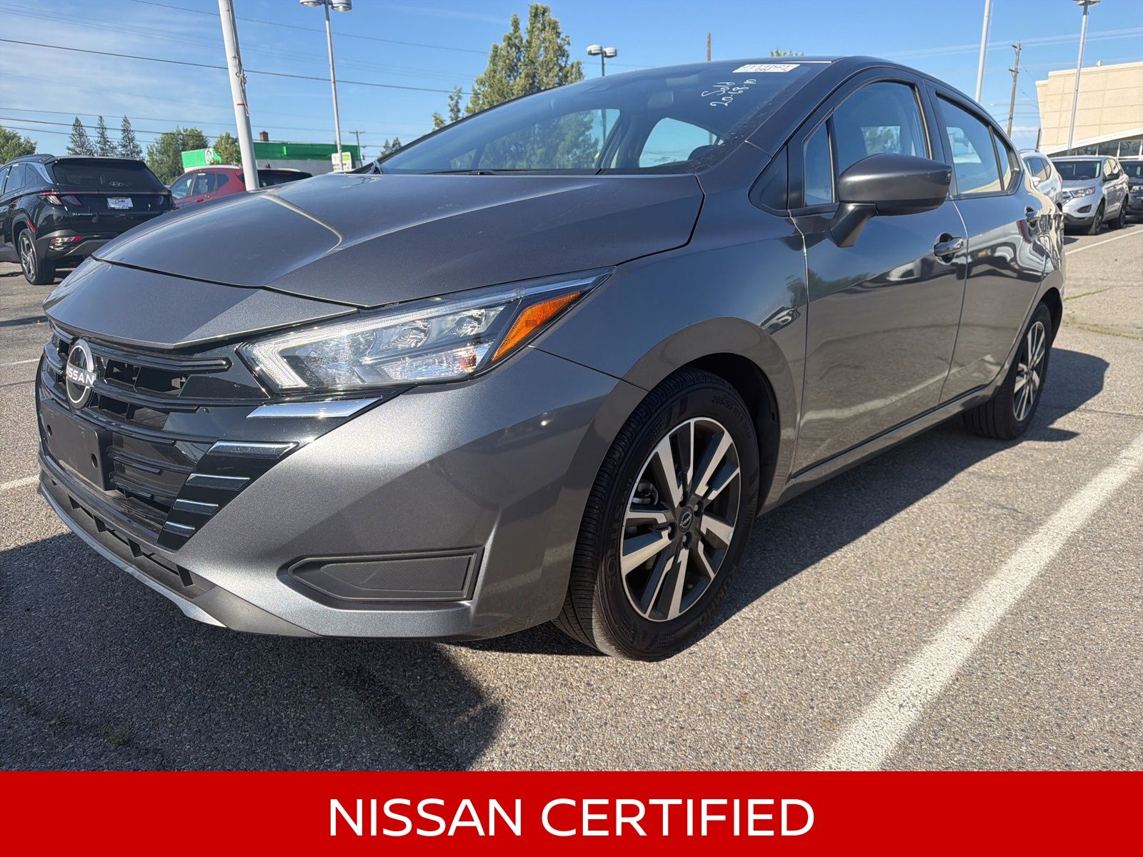 2025 Nissan Versa 1.6 SV CVT's photo