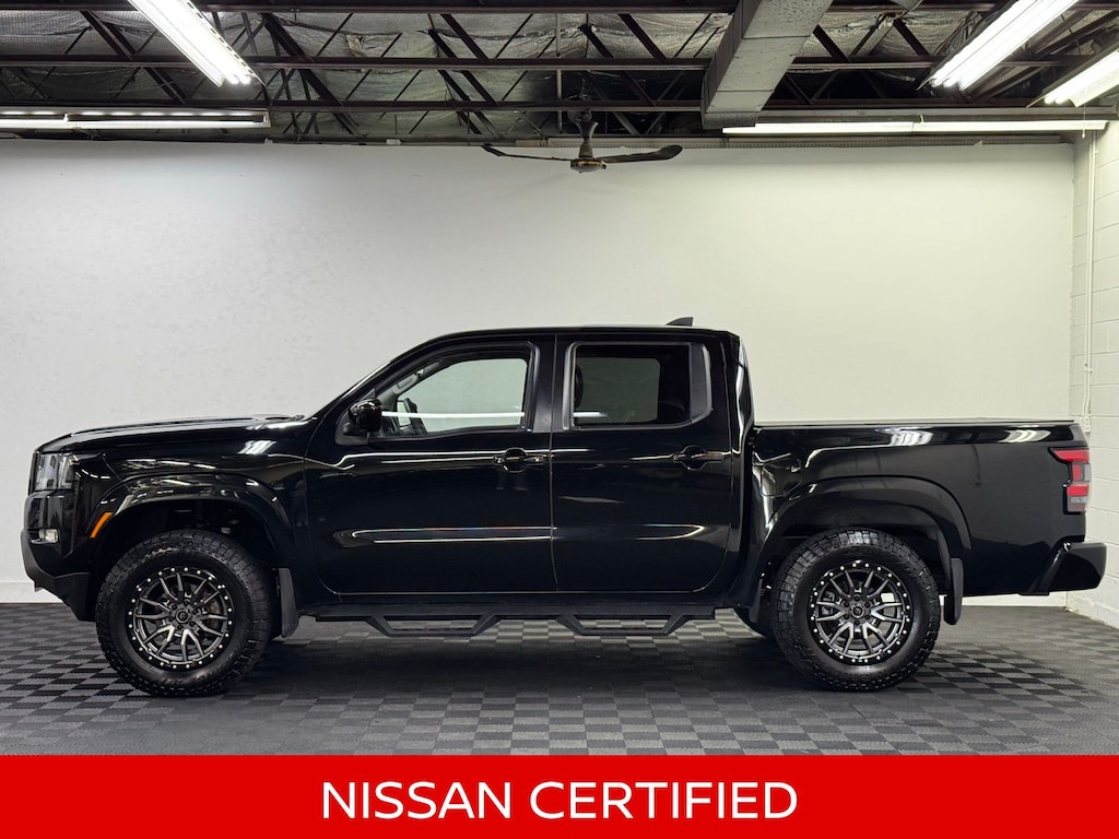 2022 Nissan Frontier SV photo 3