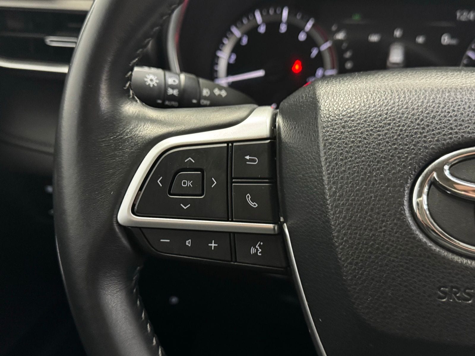 2024 Toyota Highlander XLE - Photo 24