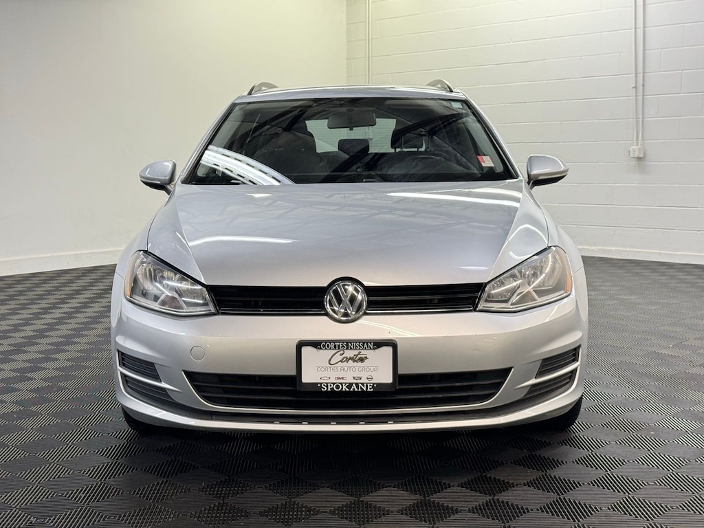 2015 Volkswagen Golf SportWagen TDI photo 4
