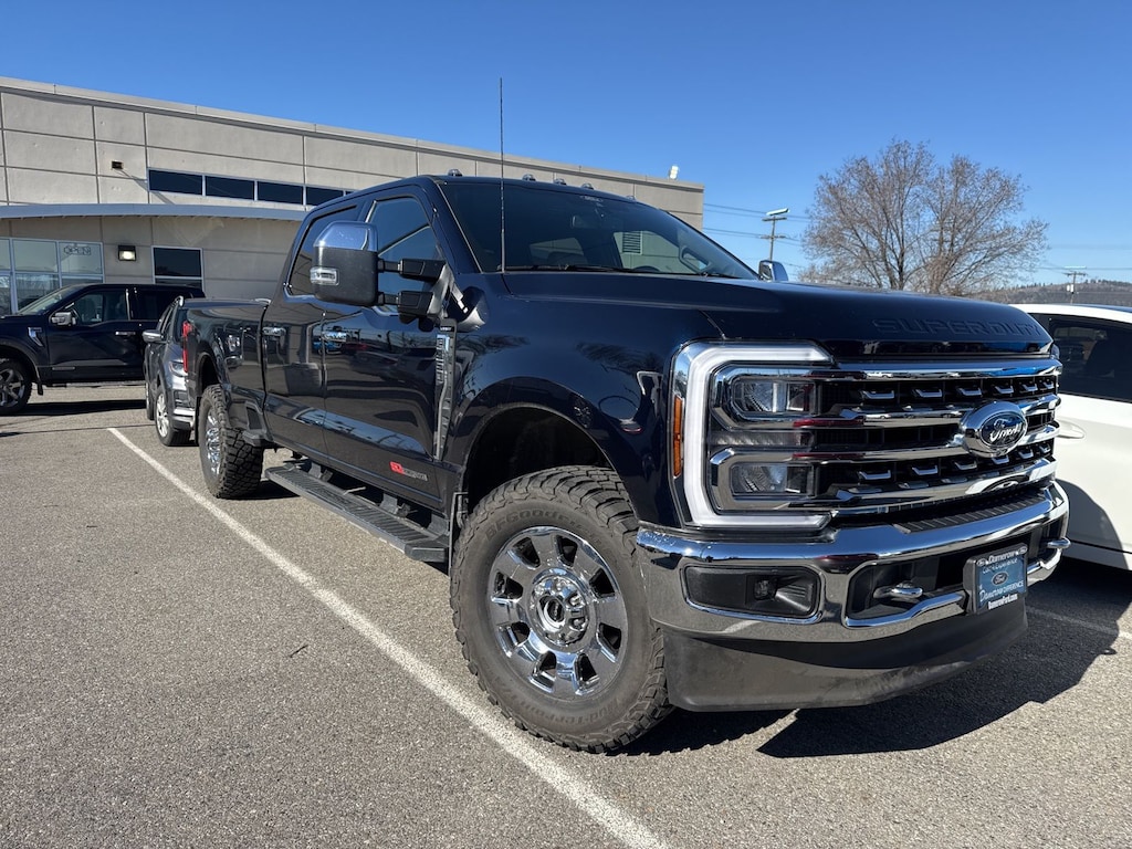 2024 Ford F-350 photo 3