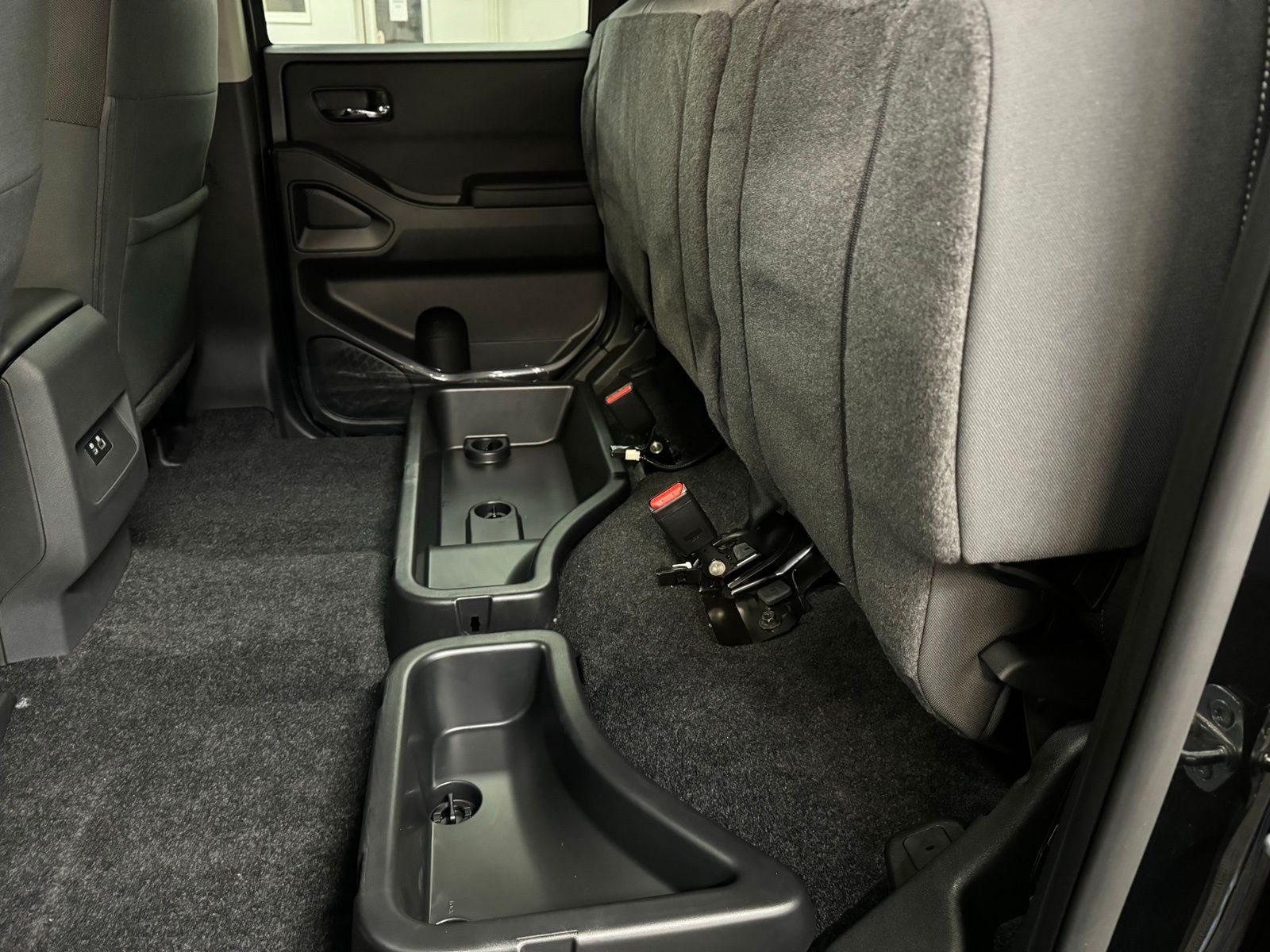 2026 Nissan Frontier SV - Photo 27