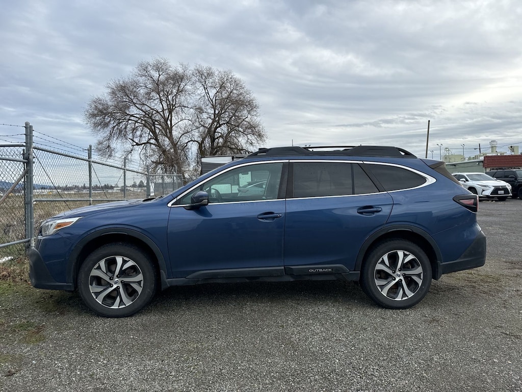 2021 Subaru Outback Limited photo 2