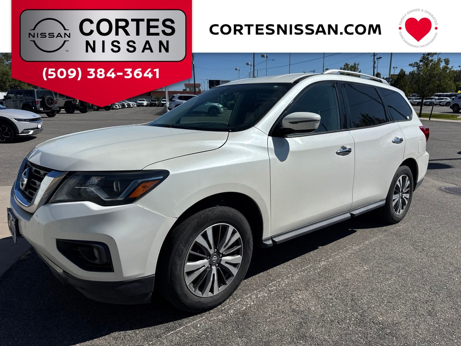 2017 Nissan Pathfinder SUV 
