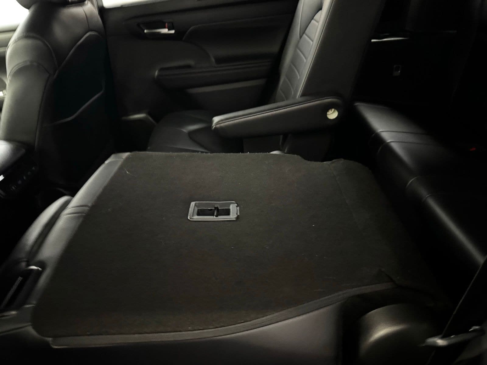 2024 Toyota Highlander XLE - Photo 34