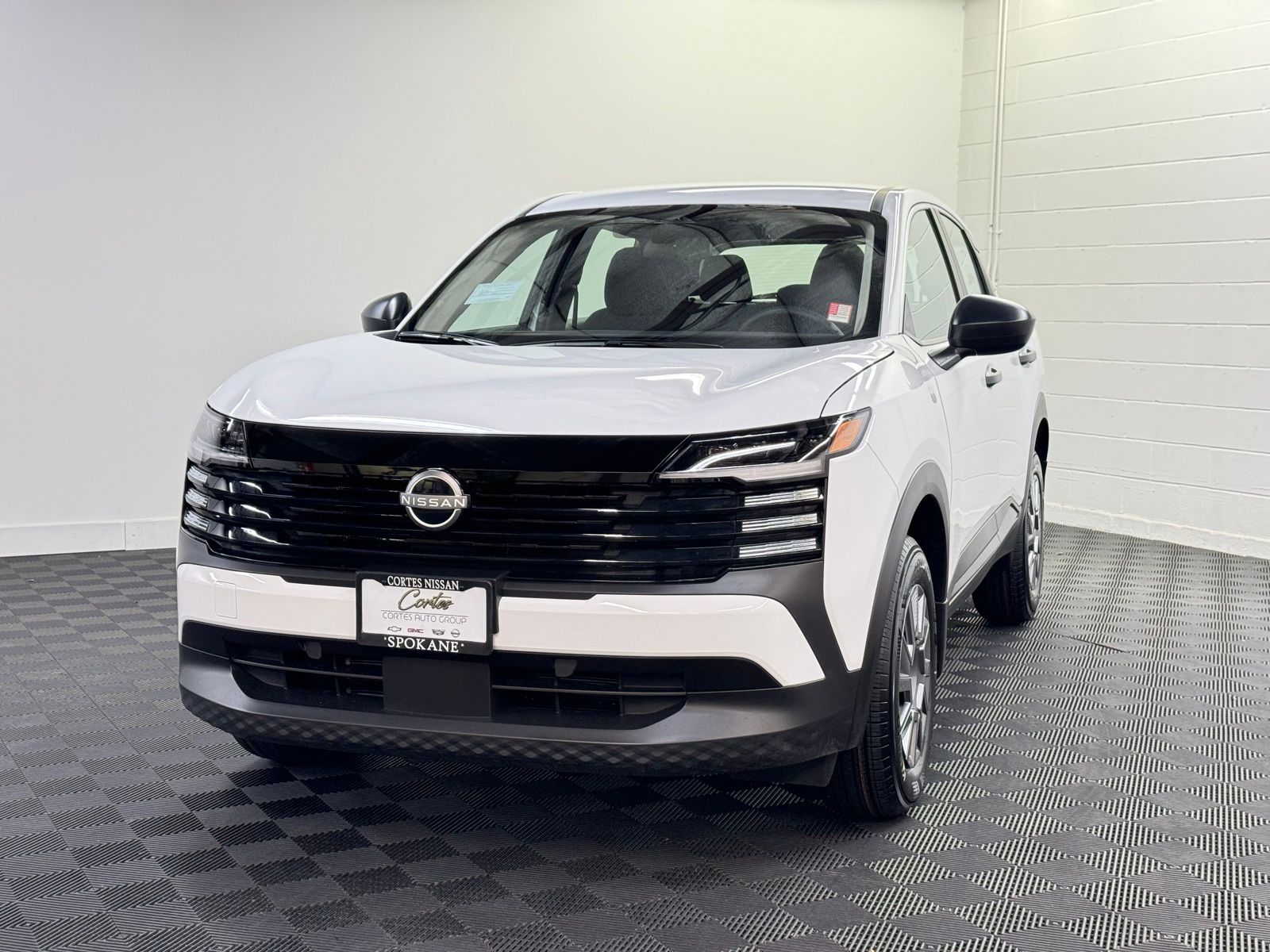 2026 Nissan KICKS S's photo