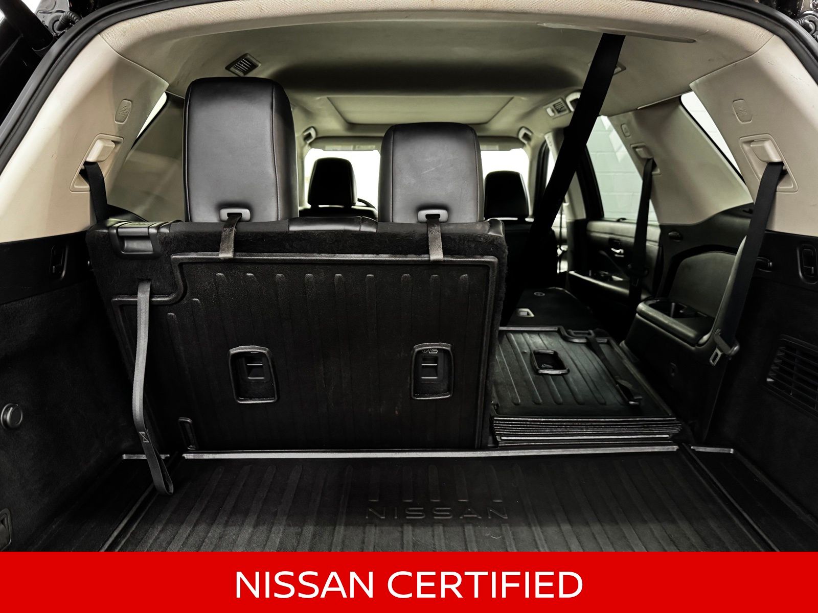 2023 Nissan Pathfinder Platinum - Photo 43