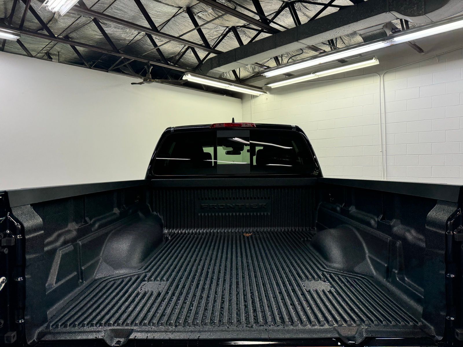 2026 Nissan Frontier SV - Photo 29