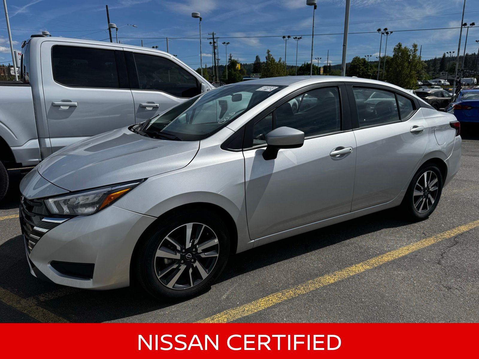 2025 Nissan Versa 1.6 SV CVT's photo