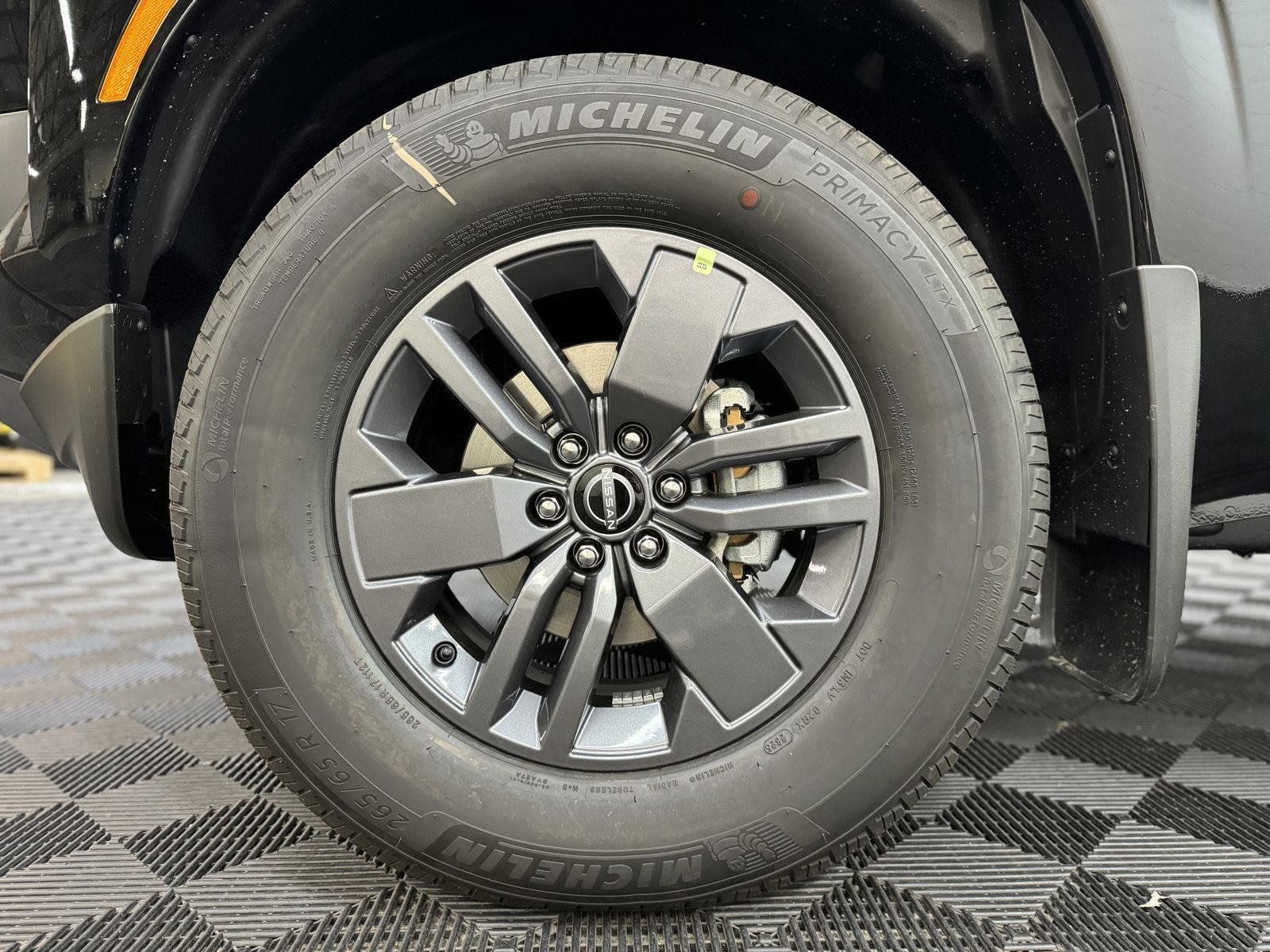 2026 Nissan Frontier SV - Photo 9
