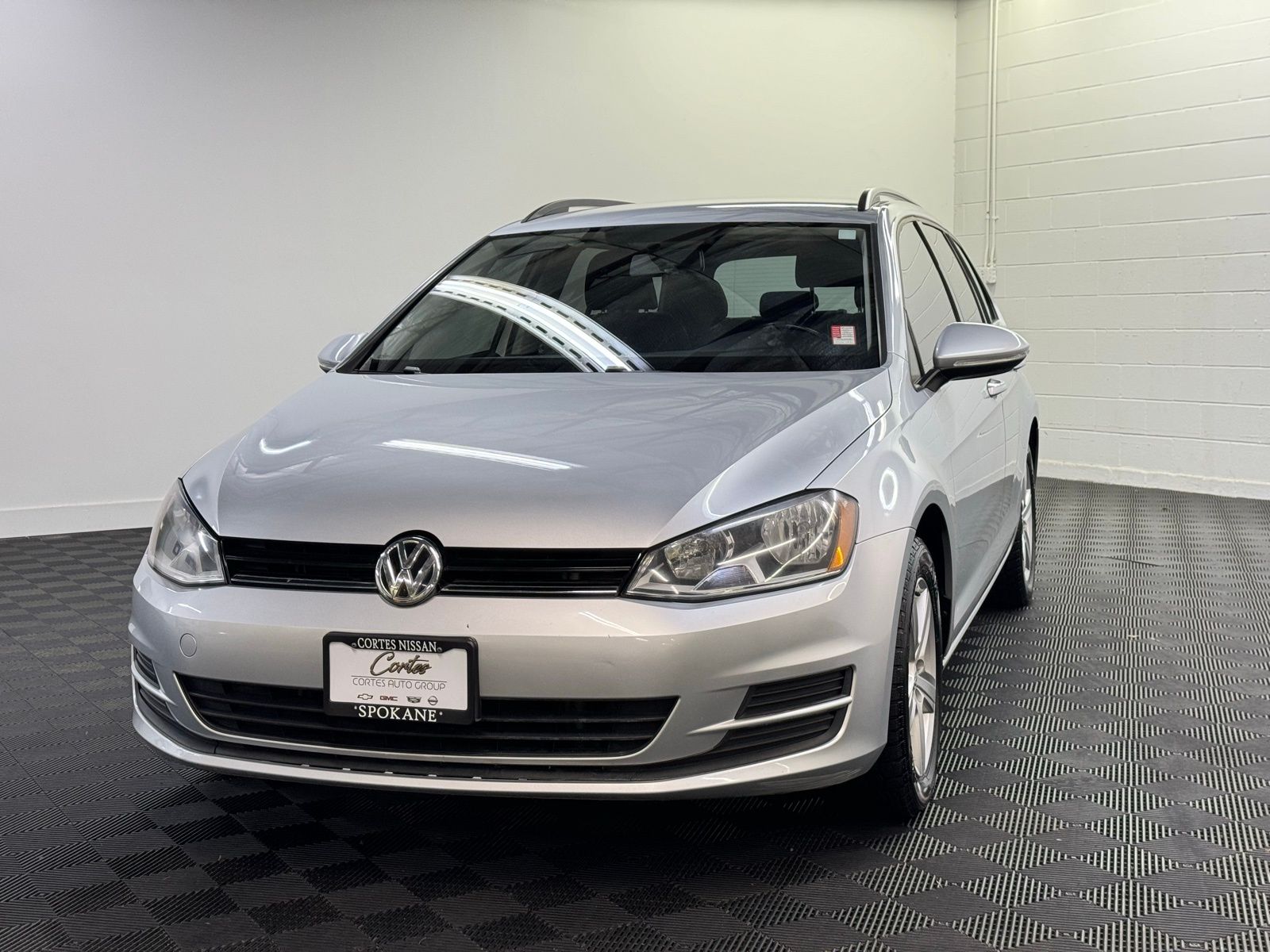 2015 Volkswagen Golf SportWagen TDI S