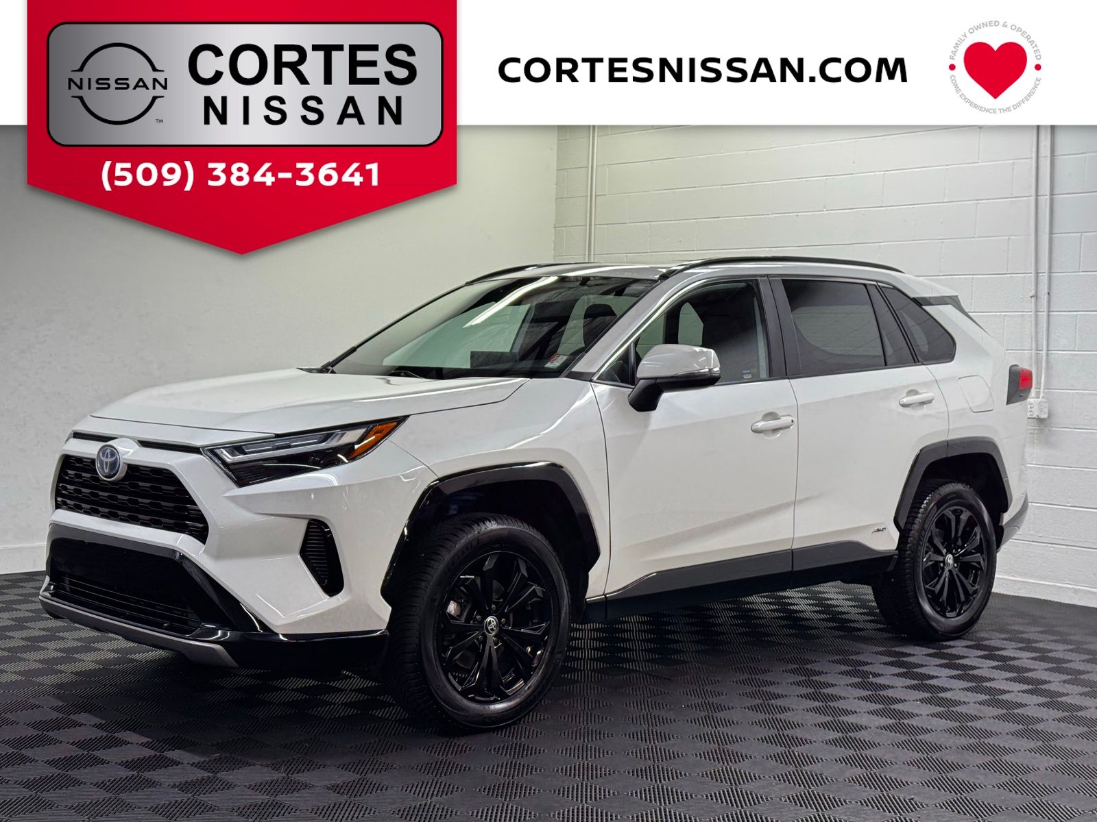 2022 Toyota RAV4 Hybrid SE AWD's photo