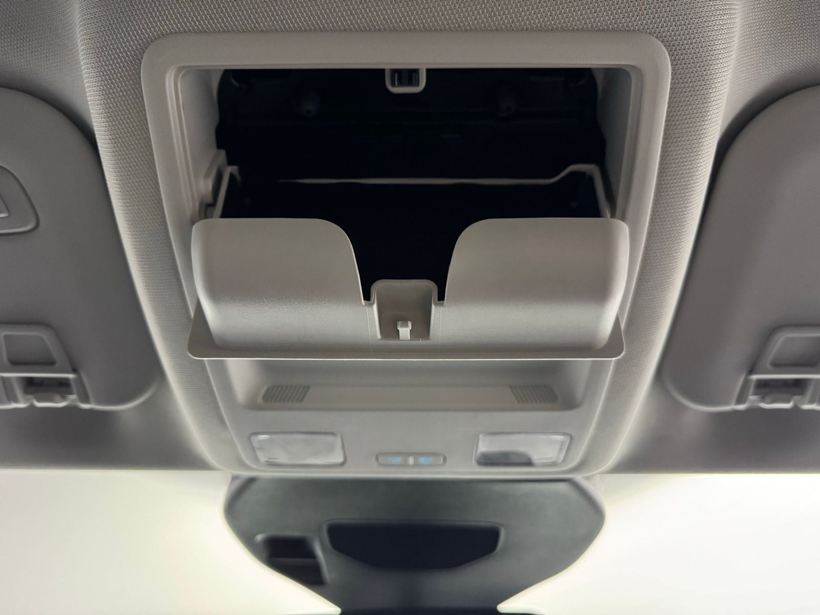 2024 Ford Escape Platinum - Photo 28