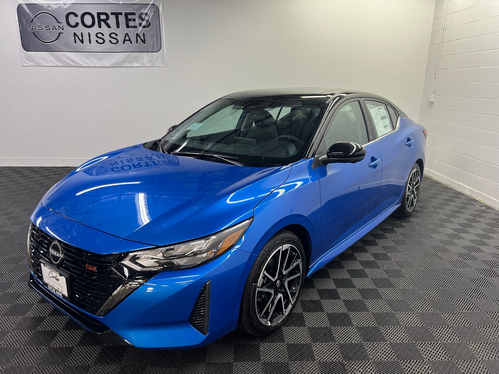 2025 Nissan Sentra SR's photo