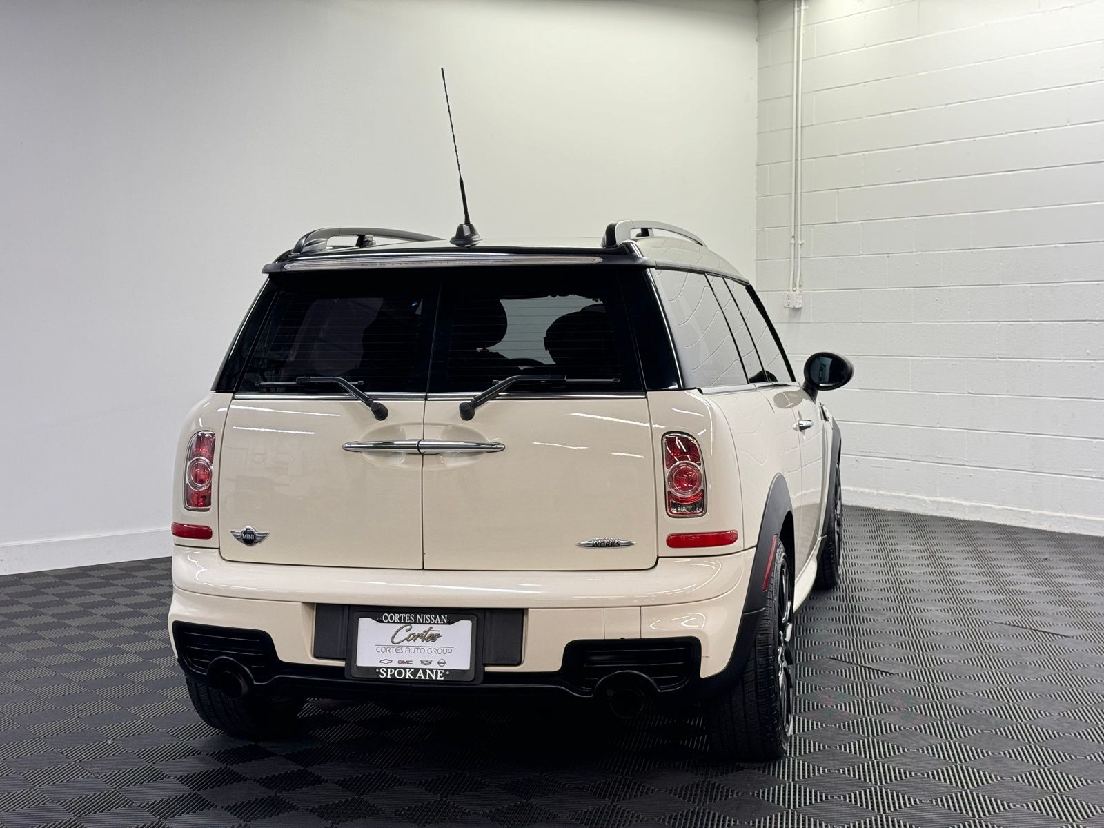 Used 2013 MINI Cooper John Cooper Works with VIN WMWMH9C59DT407533 for sale in Spokane Valley, WA