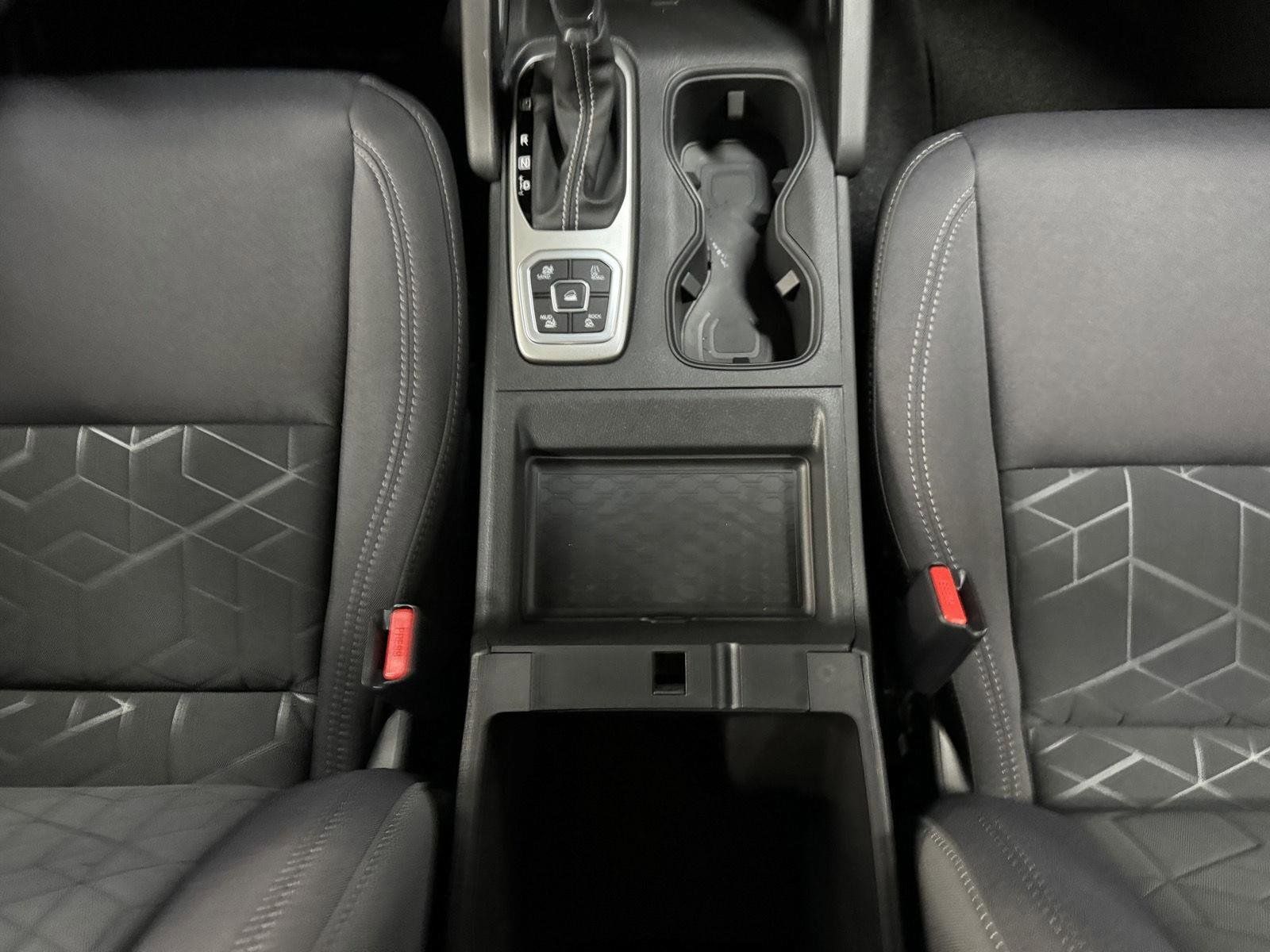 2026 Nissan Frontier SV - Photo 19