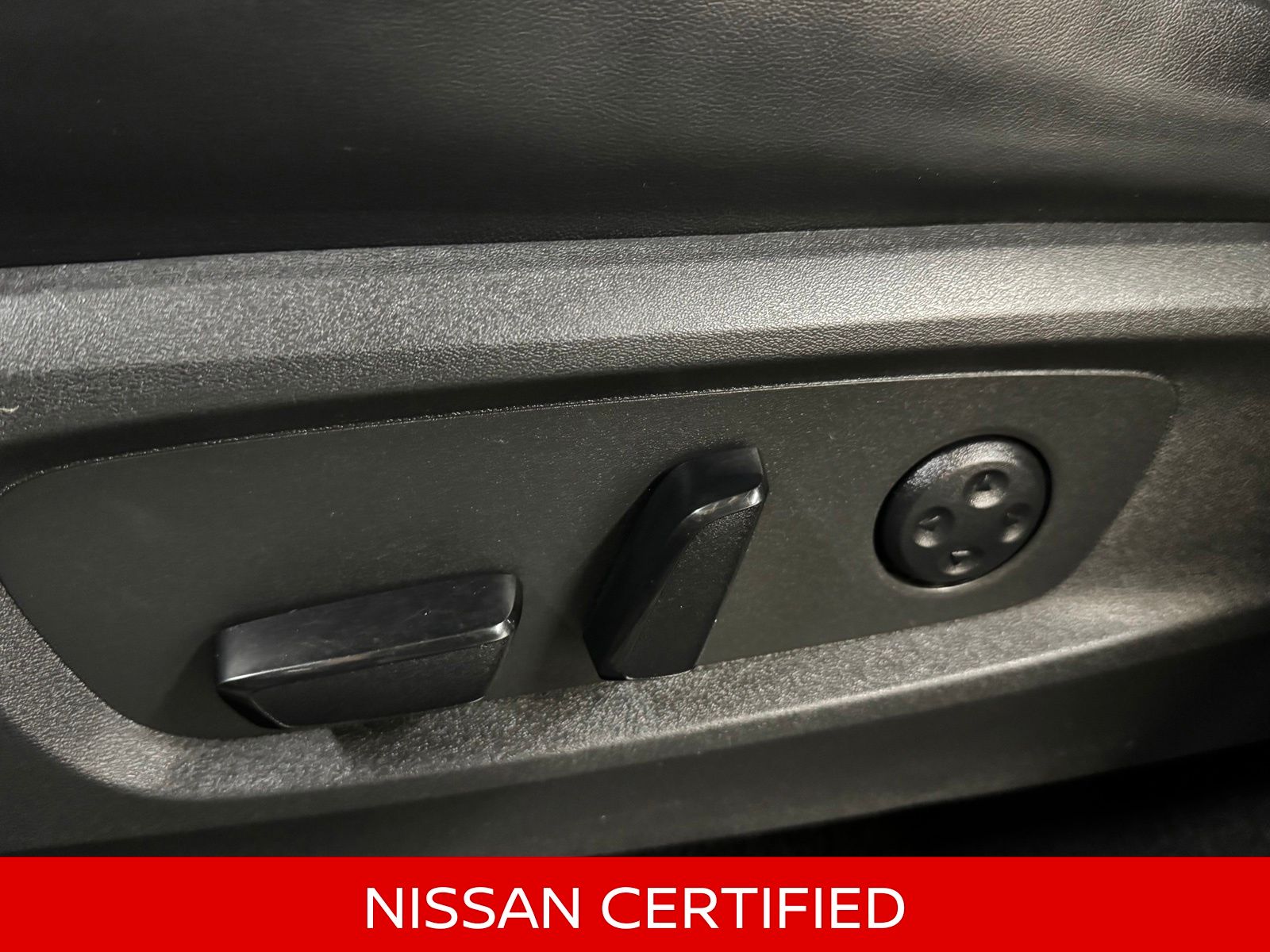 2023 Nissan Pathfinder Platinum - Photo 31