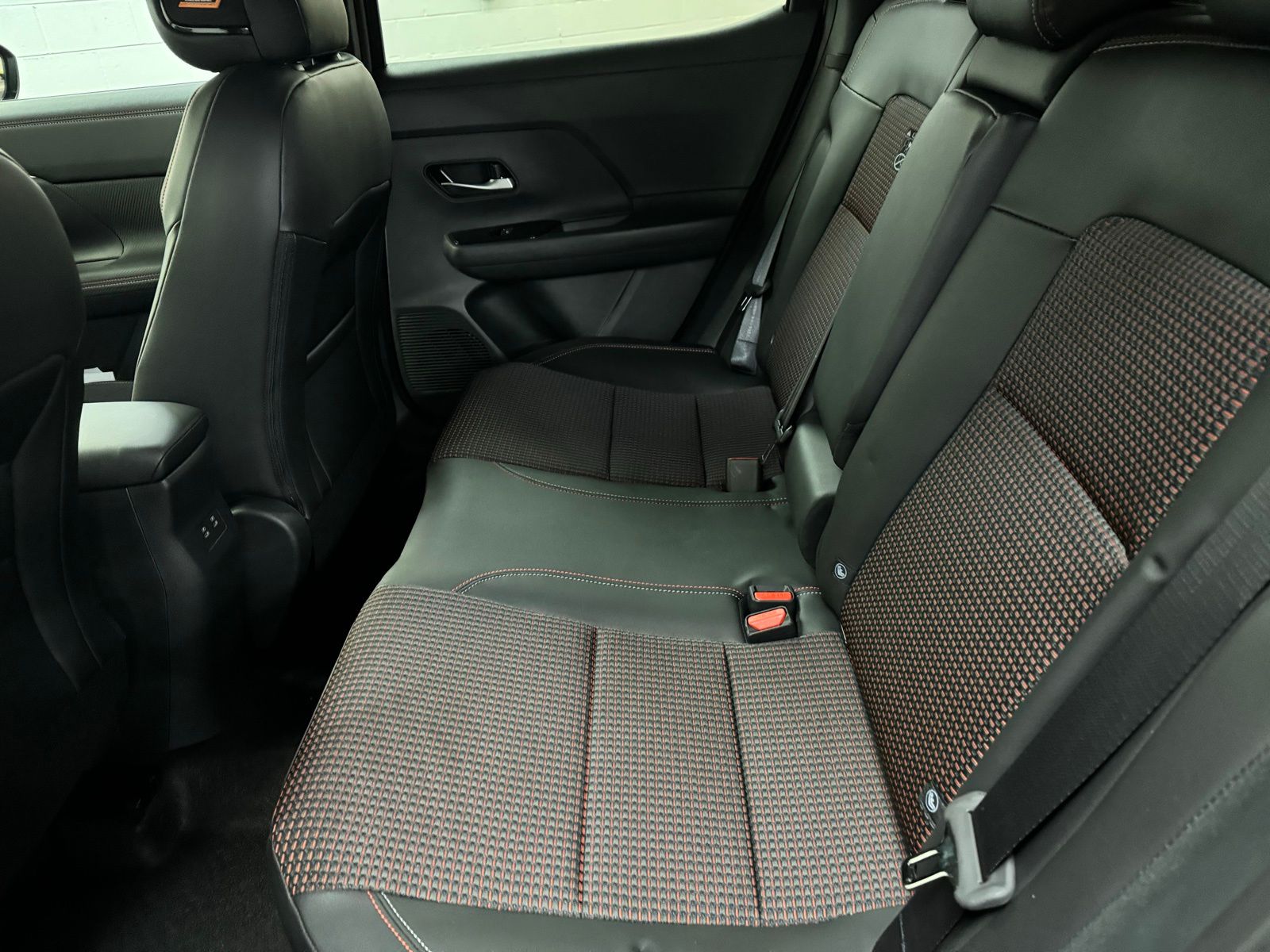 2026 Nissan KICKS SR AWD - Photo 12