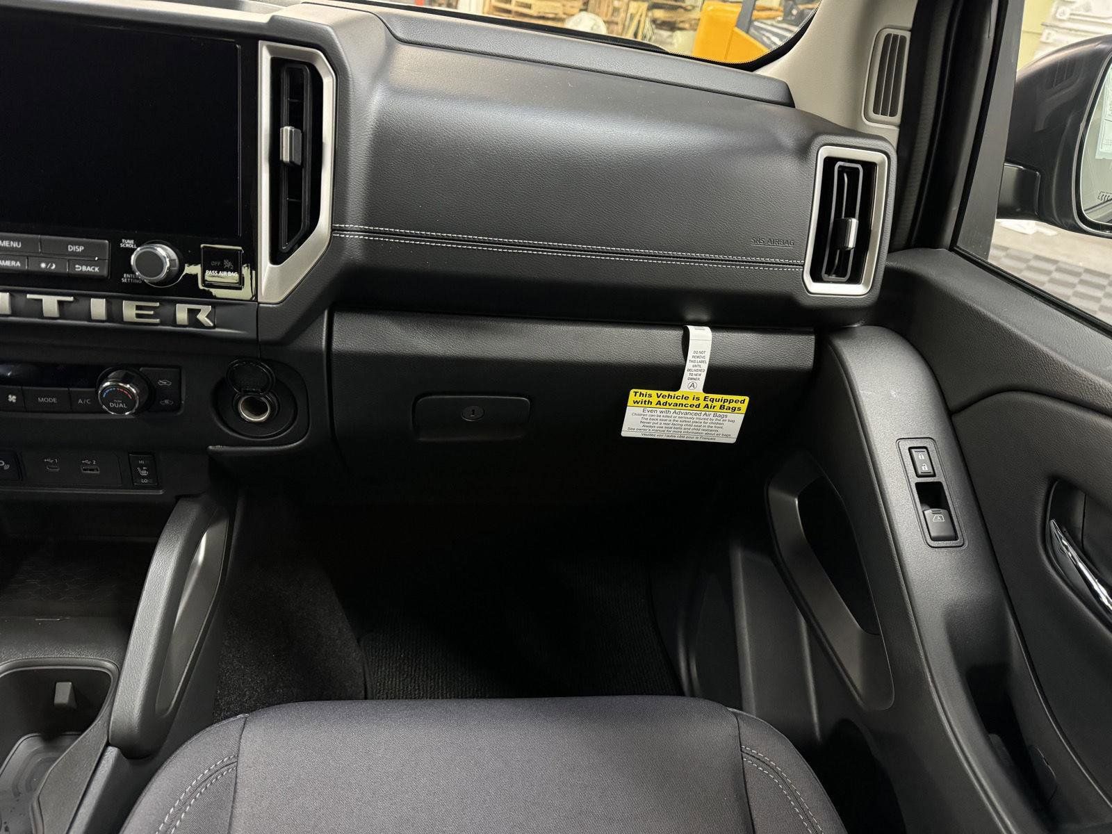 2026 Nissan Frontier SV - Photo 14