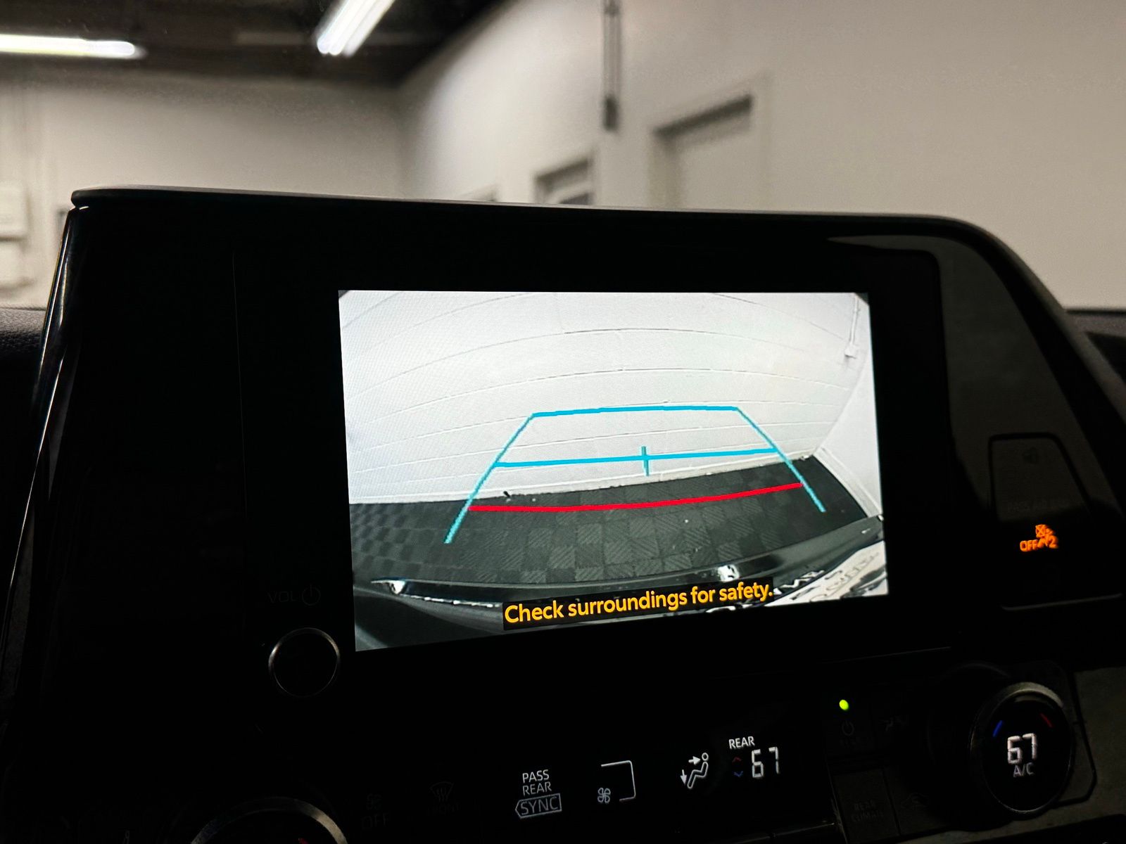 2024 Toyota Highlander XLE - Photo 15